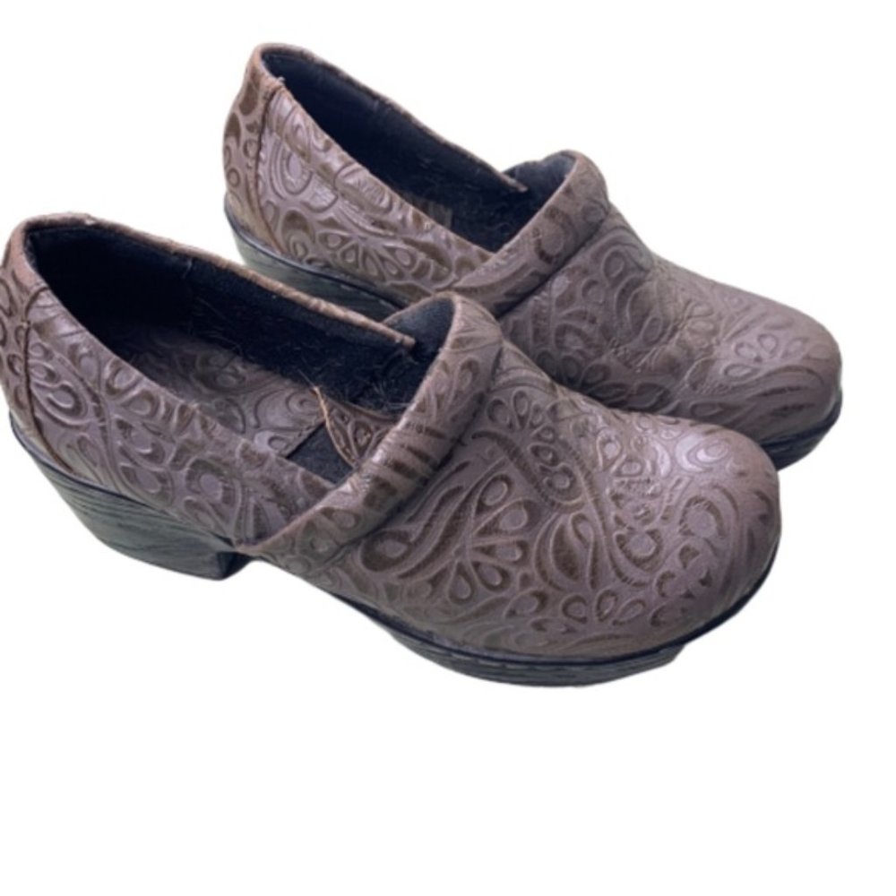 boc Brown Embossed Leather Clogs Wood Heel Size 7
